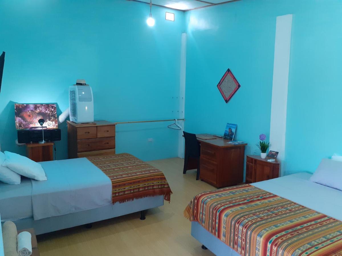 شقة Cozy Hosting Galapagos بويرتو أيورا المظهر الخارجي الصورة